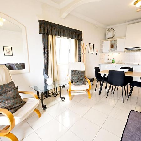 Vic- Seafront Apartment Σλιέμα Εξωτερικό φωτογραφία