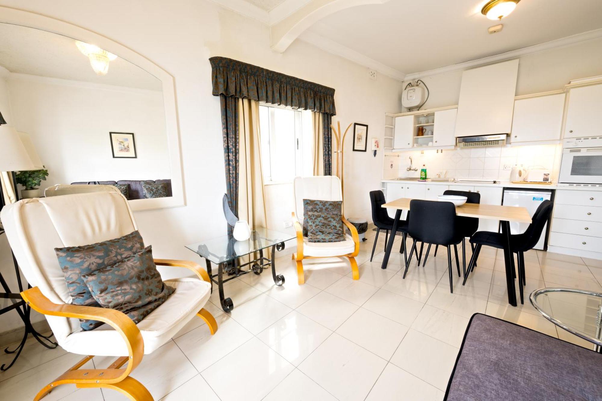 Vic- Seafront Apartment Σλιέμα Εξωτερικό φωτογραφία